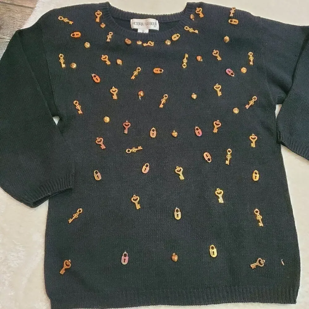 Victoria Harbour Vintage Black Knit Lock and Key Sweater, Size Medium